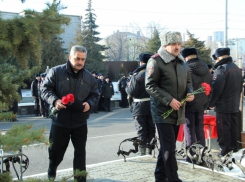 В Камышине почтили память капитана милиции Зубцова Андрея Викторовича