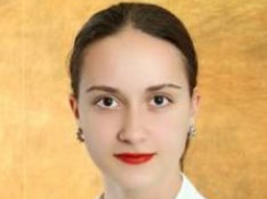 В Камышине старшеклассники Валерия Кошовец и Александр Христич заработали именные стипендии губернатора по 1400 рублей в месяц