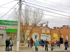 Камышане, как и все жители Волгоградской области, стали больше покупать, но меньше есть