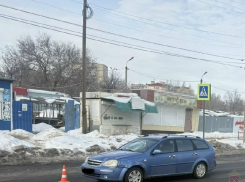 В Камышине в 4-м микрорайоне иномарка сбила пешехода