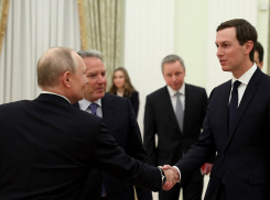 «У Трампа зять – есть что взять»: Путин провел ночь с представителями президента США и остался доволен