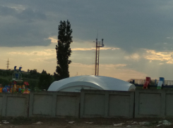 В Камышине постепенно продвигается строительство аквапарка у пляжа Гремячий