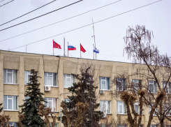 В Камышине администрацию Станислава Зинченко не смущает, что всего месяц назад она взяла кредит в 70 миллионов - ей нужно в долг еще 80!