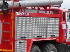 В Камышине мужчина сгорел во время пожара в хозпостройке ранним утром сегодня, 6 февраля