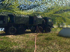 На Прудбое мотострелки очищали зараженную воду