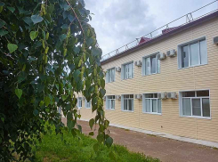 Пациенты отремонтированного хирургического корпуса в Камышине отмечают, что  палаты с кондиционерами стали комфортнее