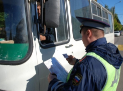 В Камышине инспекторы ДПС проводят мероприятие «Автобус» 