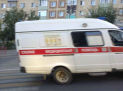 В Камышине в промзоне один работник чуть не заколол другого ножом насмерть