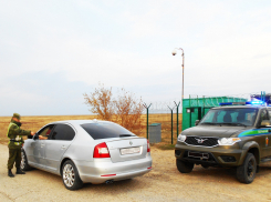 Камышанам перед новогодними праздниками рассказали, кто и как может пересечь государственную границу России в Заволжье и Волгограде