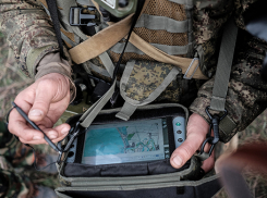 Мобилизованные военнослужащие осваивают азы военной топографии в учебном центре под Волгоградом