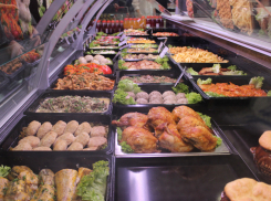  Камышинские кафе и закусочные готовят блюда из опасных продуктов 