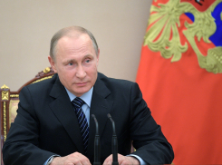 Отвечая на один из 20-ти «вопросов Путину», президент заявил, что оппозиция особенно нужна на уровне муниципалитетов