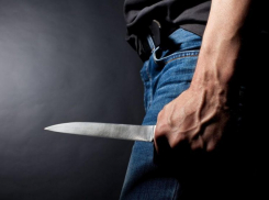 Бывший муж в припадке ревности  вонзил нож в грудь новому кавалеру в Котовском районе