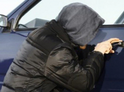 Несовершеннолетние подростки отправятся под суд за угон «семерки» на Молодежной в Камышине