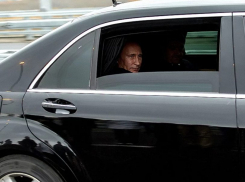 Зимний марафон Владимира Путина: президент проведет прямую линию с народом и посетит выставку без народа, - «Блокнот - Россия»