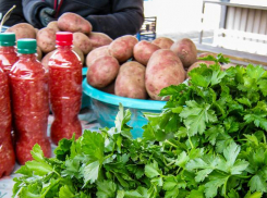 Цены вынуждают жителей переходить на рис, картошку и макароны 