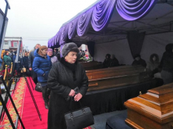 Стало известно, что погибших в ДТП волгоградских врачей Соловьевых кремируют, - «Блокнот Волгограда»
