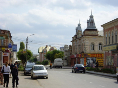 В Камышине в частном доме обнаружен труп покончившего с собой мужчины - по неподтвержденным данным, он работал грузчиком в магазине «Комильфо»