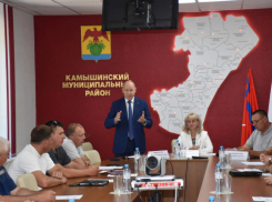 Соискатель мандата Госдумы, при участии камышан, «выступил амбассадором» не только в городской, но и в районной думе