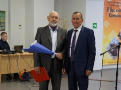 Художественная галерея Камышина зовет горожан на выставку живописца и скульптора Александра Безрукова