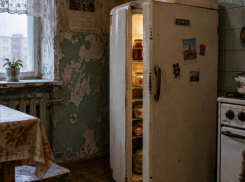 Тело в позе эмбриона: нечто необъяснимое стало известно о мертвой девушке, найденной в холодильнике 