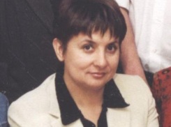 Мэр Урюпинска прославился тем, что одним махом уволил редактора своей газеты, но под давлением сообщества остыл и взял обратно