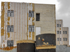 Андрей Бочаров сделал заявление по новой поликлинике в Камышине: строительство будут завершать, какой теперь срок сдачи - пока не уточняется 