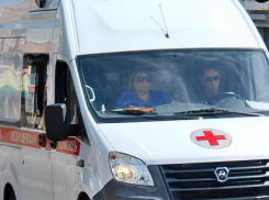 На трассе между Камышином и Волгоградом при столкновении машин разбились дети