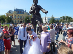 По звездам можно определить, с кем жить и от кого рожать, - астролог