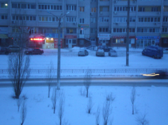 В Камышине дороги слегка припорошило, основной снег придется на завтра