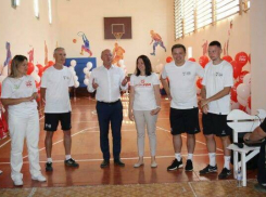 В Камышинском районе  в интернате для нездоровых ребятишек отремонтировали спортзал