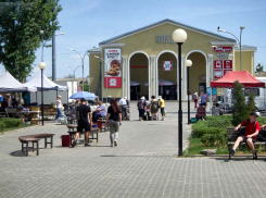 В десятках домов по всему городу запланировали отключить электричество камышинские коммунальщики сразу после Дня России, 13 июня