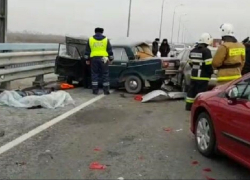Опубликовано видео с последствиями ДТП на мосту в Волжском, где сегодня утром погибли два человека (ВИДЕО), - "Блокнот Волгограда"