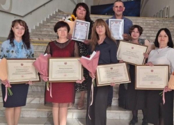 Лучшие педагоги Камышина отмечены признанием на областном уровне в "классической" пропорции этой сферы: 6 женщин и 1 мужчина