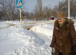 Жителей Волгоградской области возмутила перспектива не обращаться в поликлинику с симптомами ОРВИ и коронавируса 