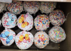 Произведения кулинарного искусства передали раненым в военный госпиталь простые жители Камышинского района