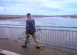 Камышанам рассказали о досрочной выплате апрельских пенсий