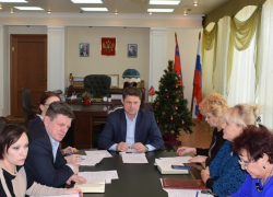 Контрольно-счетная палата Камышина приоткрыла завесу тайны над райской зарплатой камышинских чиновников