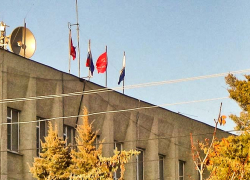 Чиновникам в Волгоградской области с 1 декабря 2024 года поднимают зарплаты аж на 15 процентов