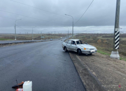 На московской трассе 85-летний водитель "свалил" свою легковушку на встречную полосу