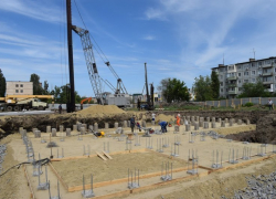 Администрация Камышина поменяла подрядчика на строительстве детсада в восьмом микрорайоне, причины замены не озвучиваются