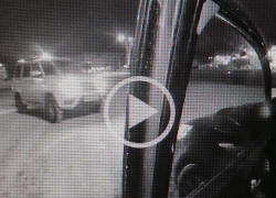 Под Камышином полицейские задержали 71-летнего водителя, пытавшегося "галантно" дать взятку сотруднику Госавтоинспекции (ВИДЕО)