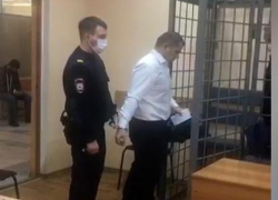 Камышинский городской суд начинает рассмотрение уголовного дела фейкового усыновителя детей-инвалидов из Камышинского района