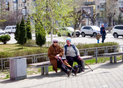Мошенники "развели" пенсионеров на деньги под видом записи больных к врачам