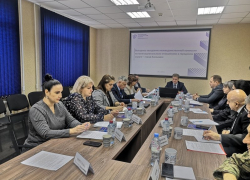 По какому поводу в Камышине заседали и слушали Станислава Зинченко и его племянницу