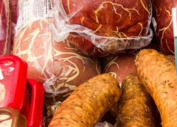 Покупатель отсудил деньги за непонравившиеся продукты из "Перекрестка"