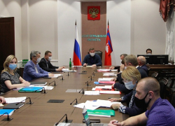 Губернатор председательствовал за заседании оперштаба, но так и осталось непонятным, будут продлевать карантин после 11 мая или снимать.