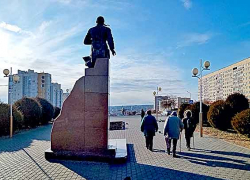 В Камышине строится очень мало жилья, но зато строится кладбище