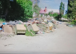 Пользователи сняли на камеру мусорные "Гималаи" в Камышине (ВИДЕО)