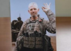 В Камышинском районе семья погибшего рядового, штурмовика Александра Котенко со скорбью и гордостью приняла его медаль "За отвагу"